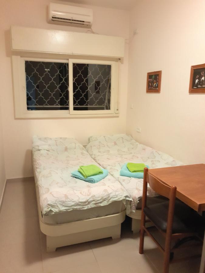 3 Stairs Only To Cozy Flat On Hillel St Apartment ไฮฟา ภายนอก รูปภาพ